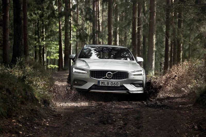 Nowe Volvo V60 Cross Country stawia na bezpieczeństwo.