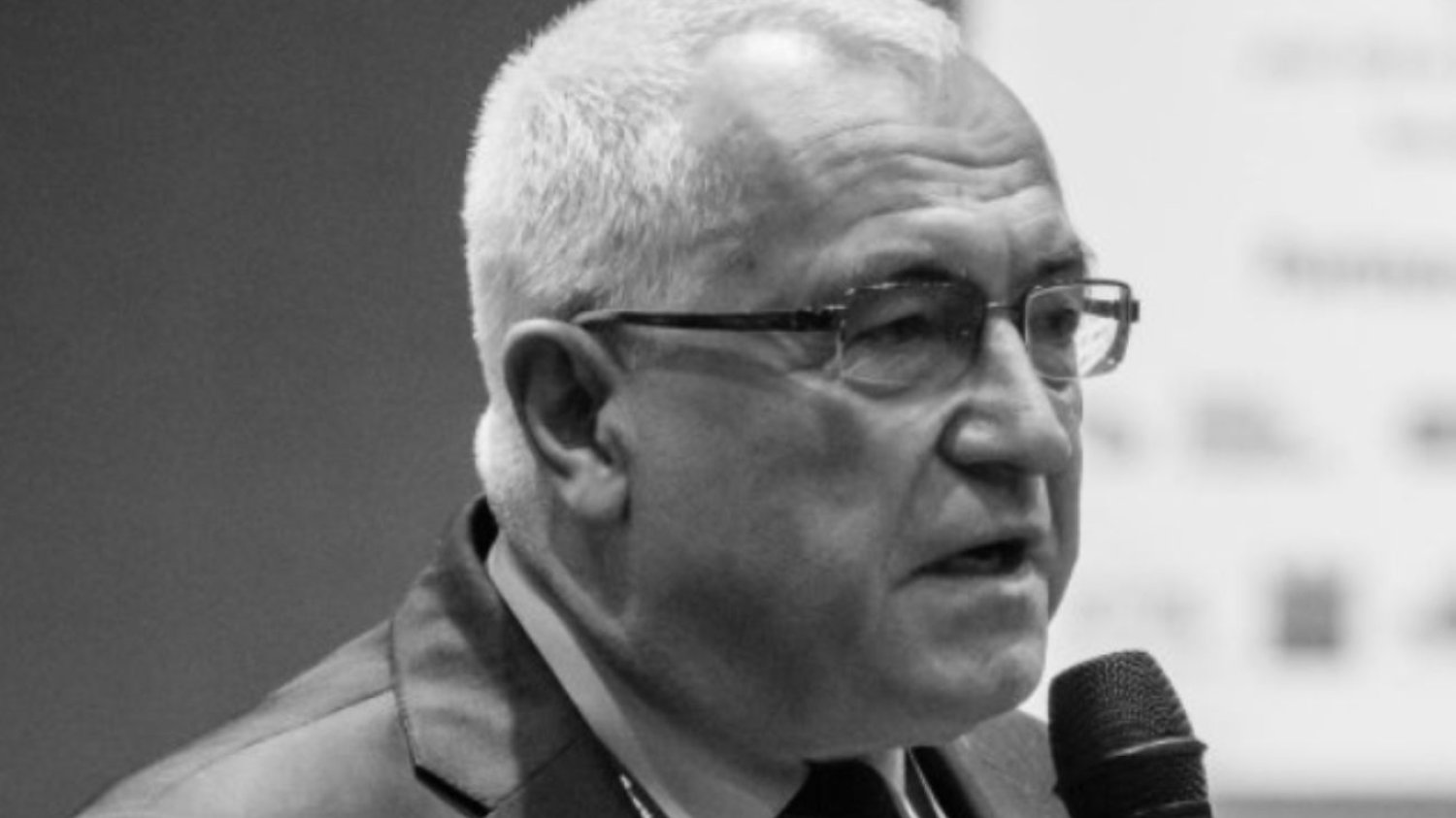Jan Czekaj nie żyje. Był cenionym ekonomistą i członkiem Rady Polityki Pieniężnej. Jan Czekaj nie żyje. Znany ekonomista miał 75 lat.