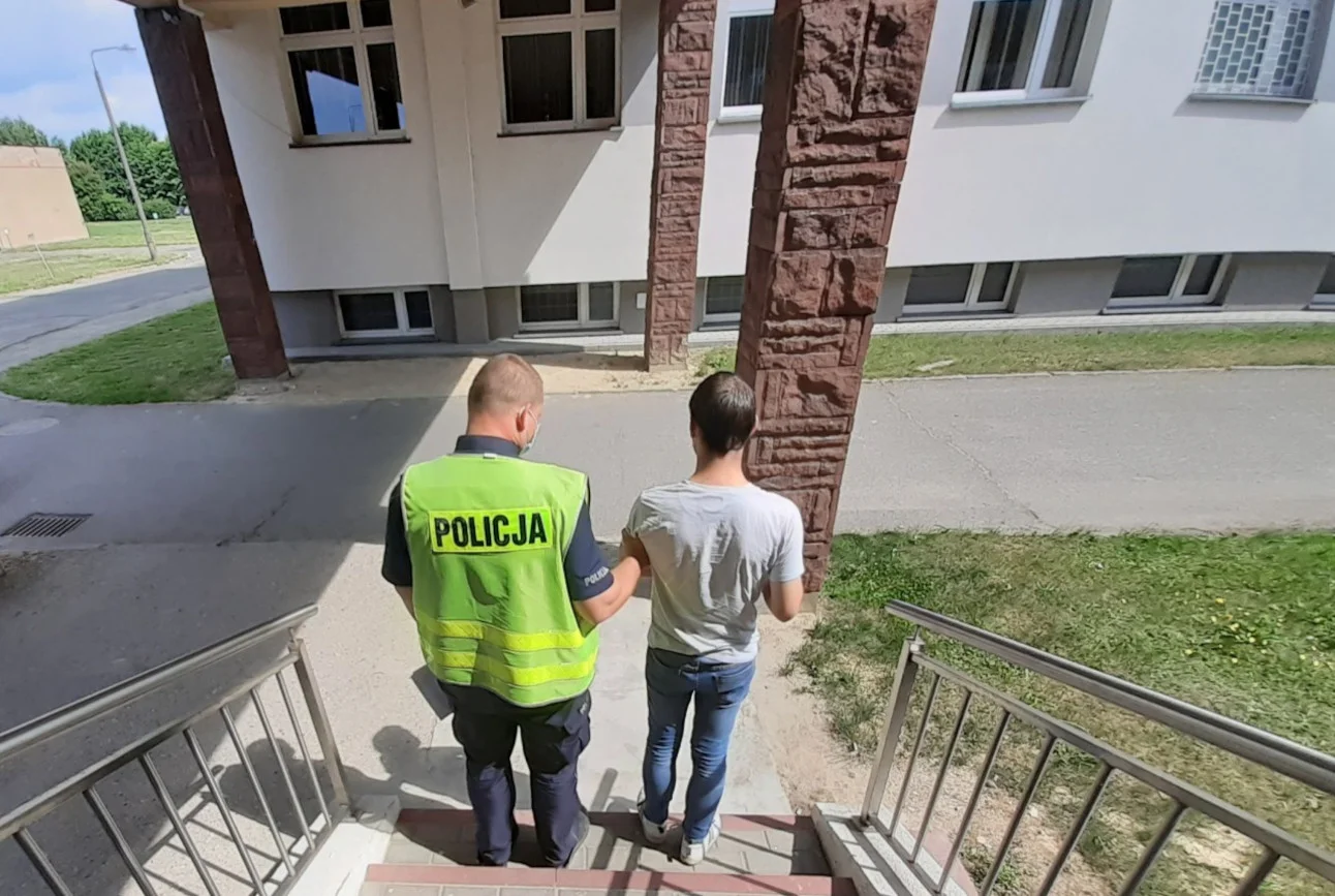 Policja.