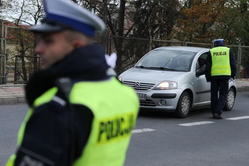 Policjanci zawyżali wysokość mandatów.