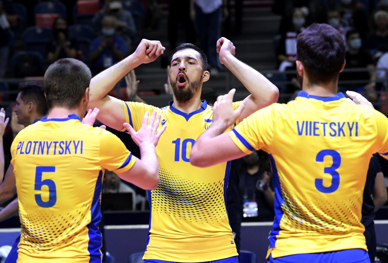 Ukraińcy zagrają z Rosją o ćwierćfinał ME oraz o pokaźną premię