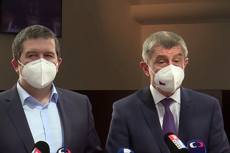 Czechy wydalają 70 rosyjskich pracowników ambasady. Jest decyzja Babiša i Kulhánka