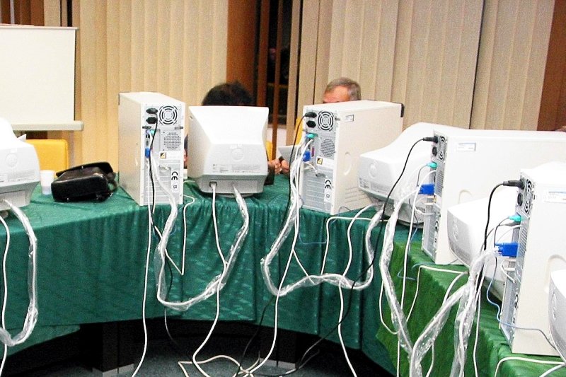 Przestarzały wciąż musi być standardem w administracji?