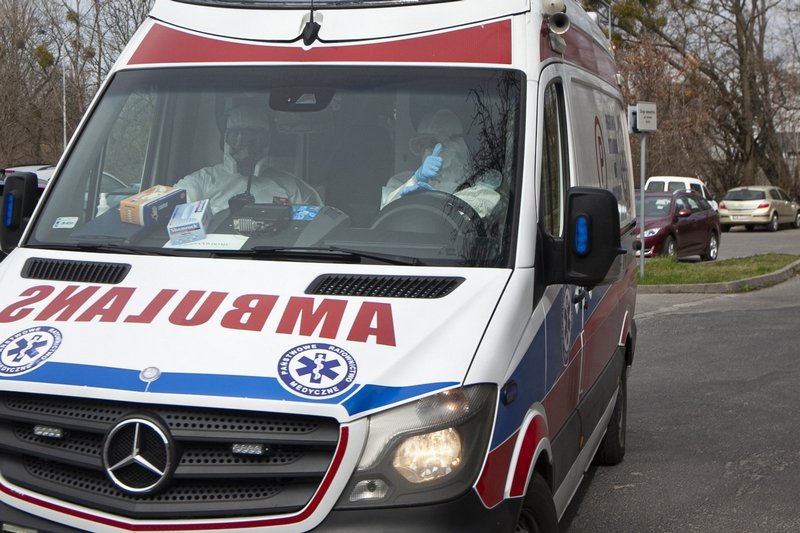 Ratowniczka skrytykowała warunki panujące w karetce.