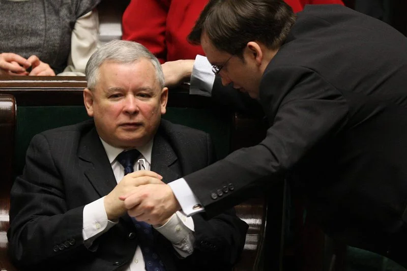 PO złożyła wniosek o Trybunał Stanu dla Jarosława Kaczyńskiego i Zbigniewa Ziobry. Na zdjęciu obaj politycy jeszcze w barwach jednej partii.
