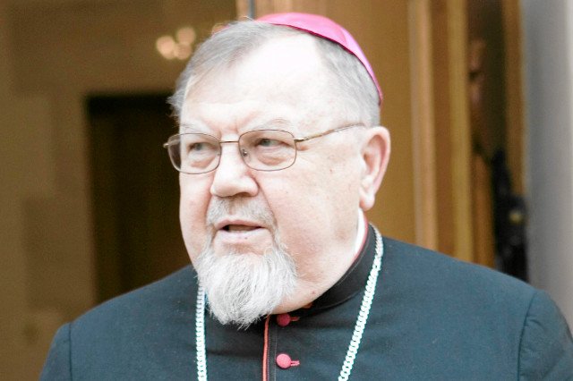 Biskup Antoni Dydycz odnosi wrażenie, że w polskiej rzeczywistości przybywa kłamstw