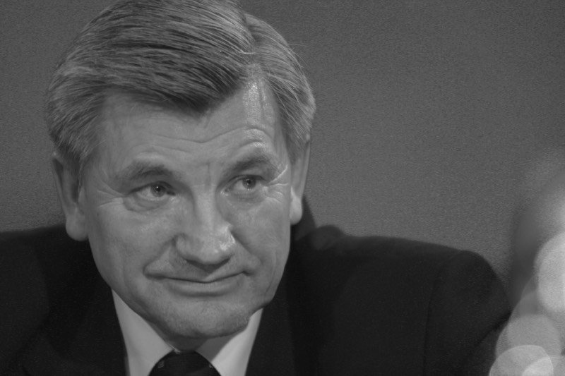 Nie żyje były prezes TVP Ryszard Miazek. Miał koronawirusa.