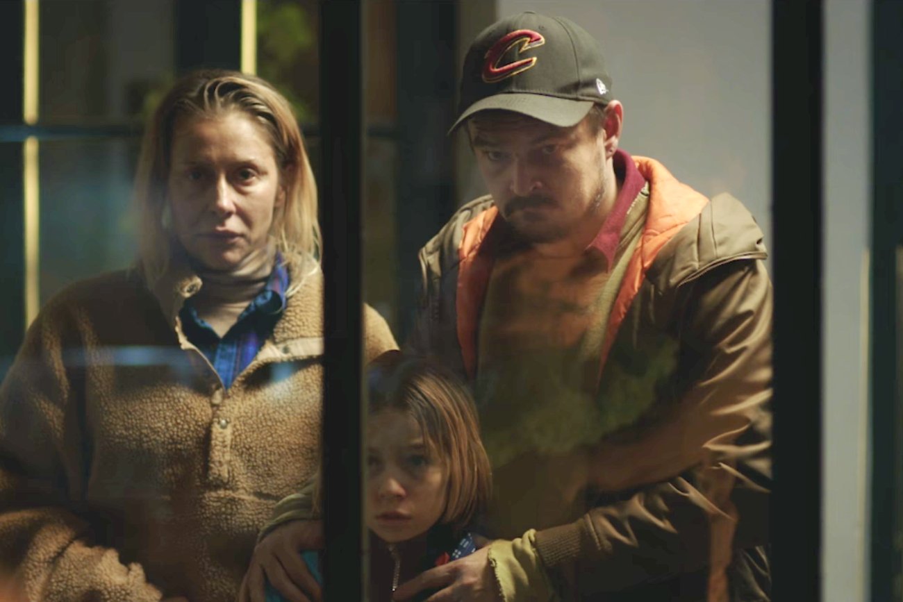 Katarzyna Warnke i Dawid Ogrodnik jako uchodźcy w spocie Grupy Granica