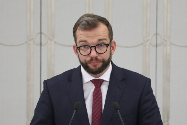 Spurek zaprosiła Pudę na wegański obiad. Odpowiedź ministra rolnictwa.