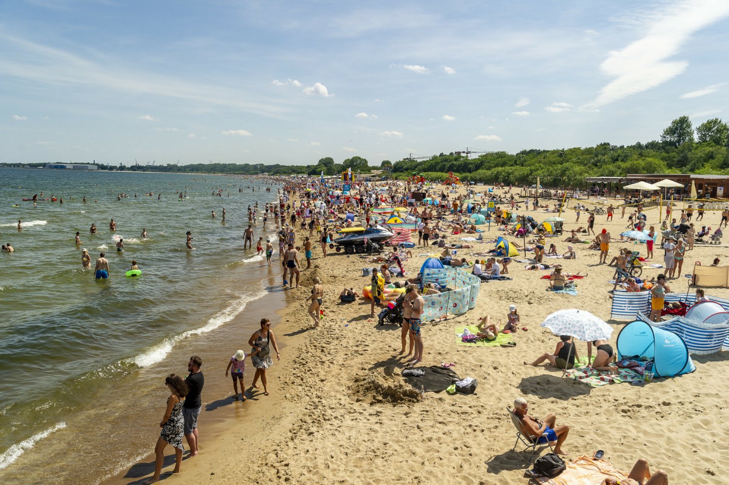 Plaża nad Bałtykiem (zdjęcie jest ilustracją do tekstu).
