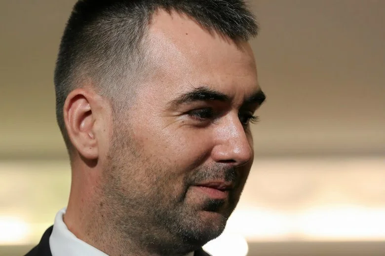 Błażej Spychalski zalicza wpadkę za wpadką. Tym razem przyznał, że prezydent nie miał właściwie kompetencji do tego, żeby ulżyć osobom, które wzięły kredyt we frankach.