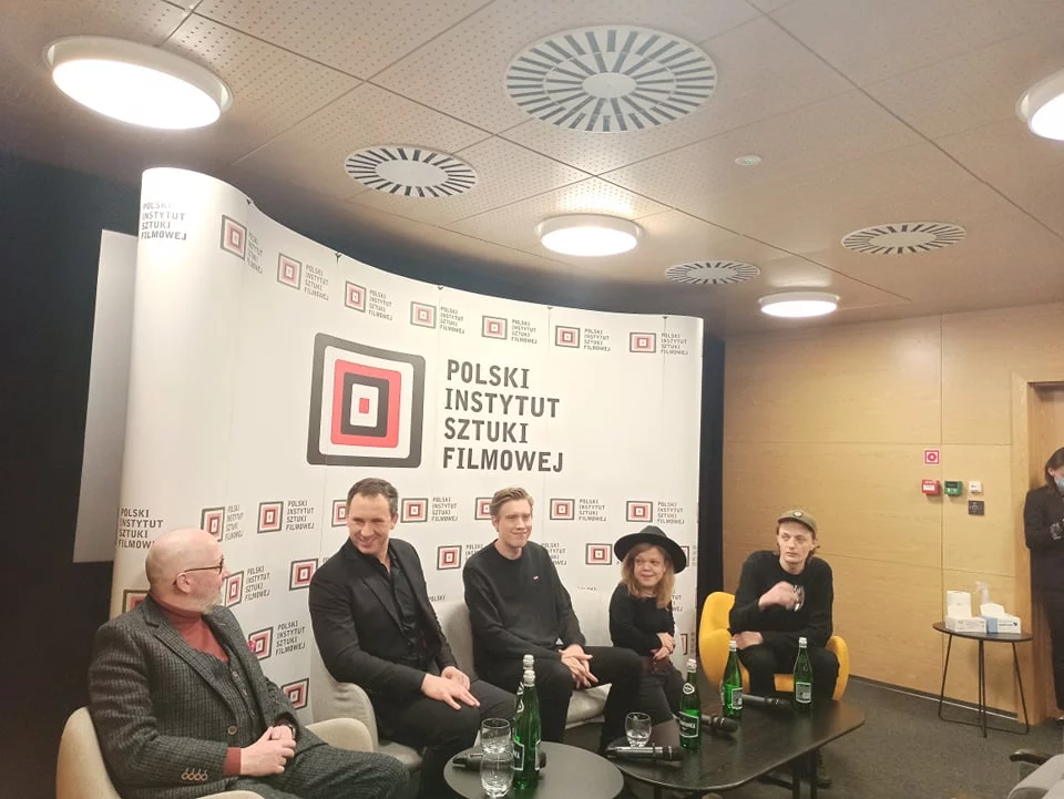 Konferencja prasowa z twórcami nominowanego do Oscara filmu "Sukienka".