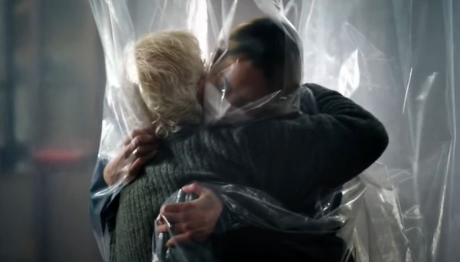 Giuseppe Tornatore promuje szczepienia na COVID. Mistrzowski spot [VIDEO]