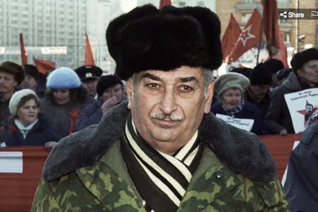 Jewgienij Dżugaszwili broni Stalina, krytykuje Putina