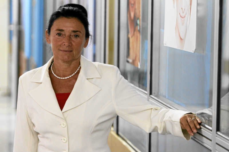 Prof. Alicja Chybicka, onkolog i senator PO broni pakietu kolejkowego i onkologicznego.