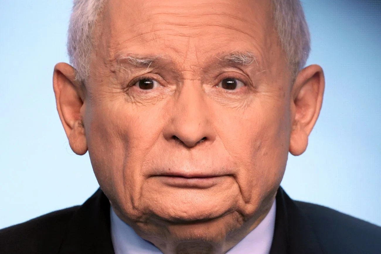 O co chodzi z Deklaracją Polską? Tym dokumentem Kaczyński kusi Konfederację Kaczyński kusi Mentzena wizją władzy. Na początek chce, żeby podpisał cyrograf