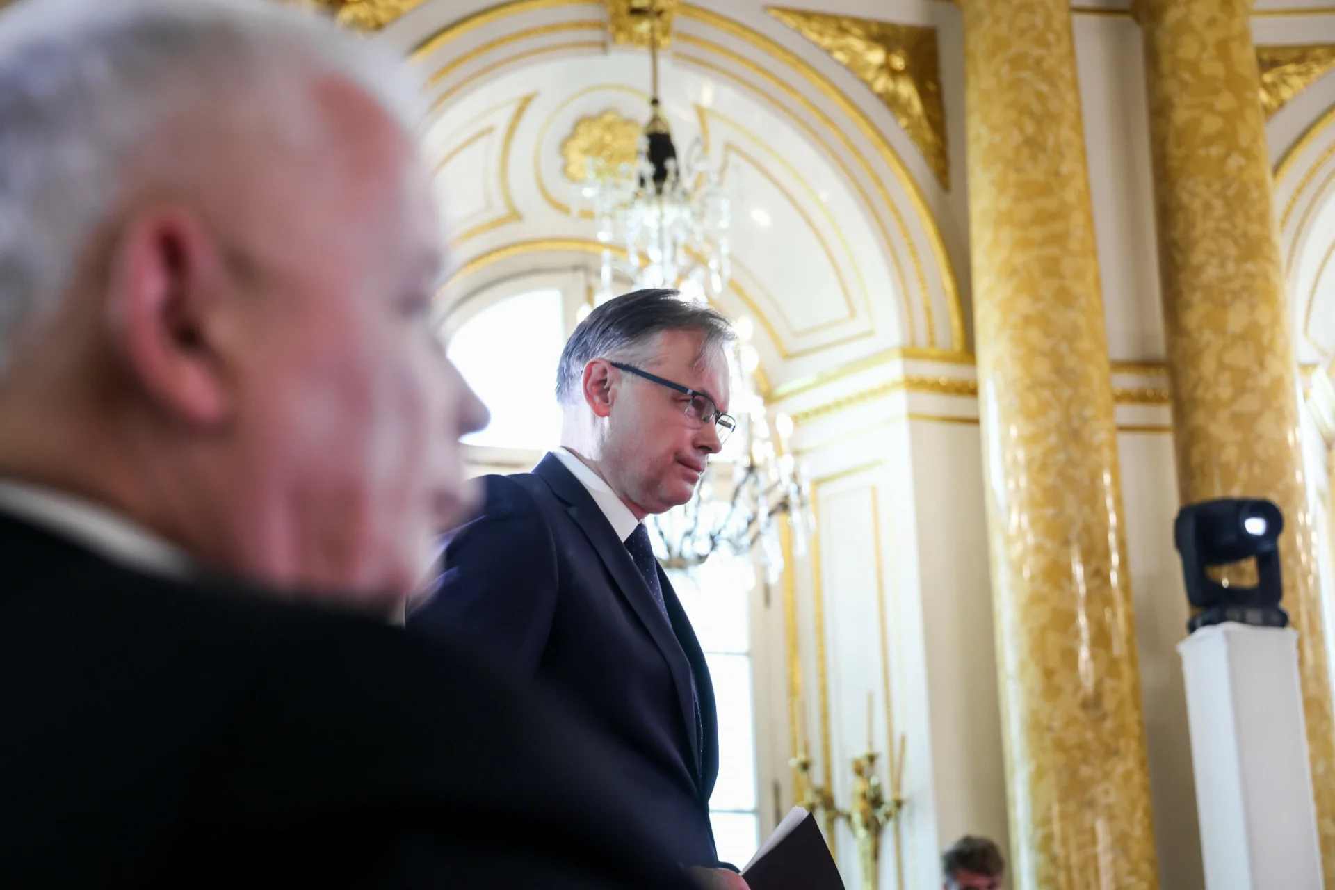 PiS chce domagać się od Niemiec 1,3 bln euro w ramach reparacji wojennych. PiS chce domagać się od Niemiec reparacji wojennych. Pomysł firmują Jarosław Kaczyński i Arkadiusz Mularczyk.
