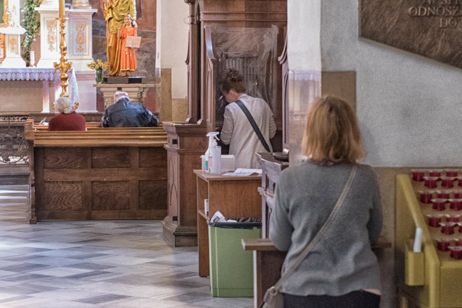 Z czego powinny spowiadać się kobiety konfesjonał kościół