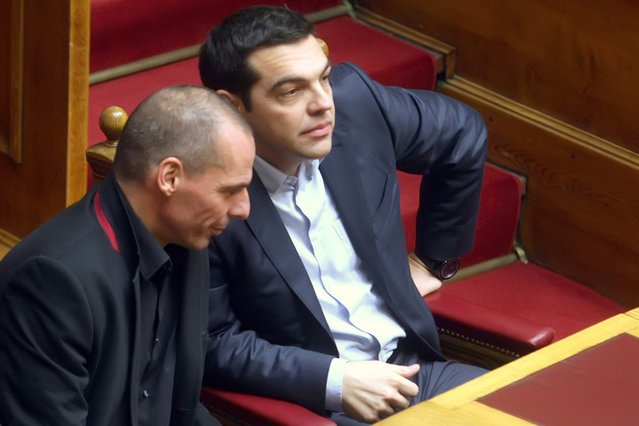 Aleksis Tsipras weźmie udział w nadzwyczajnym szczycie przywódców eurostrefy, gdzie zaapeluje o kolejną transzę pomocy finansowej dla Grecji.