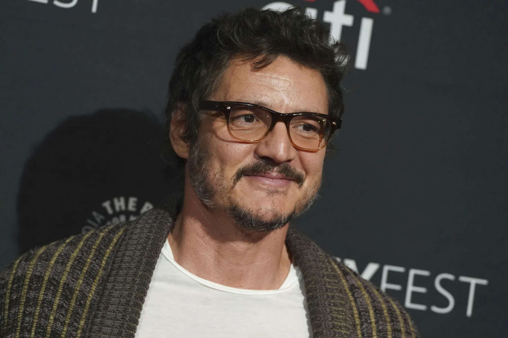 Pedro Pascal i Sarah Paulson Pedro Pascal