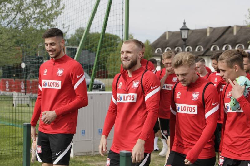 Zgrupowanie w Opalenicy. Piłkarze zaszczepili się przeciw COVID-19.