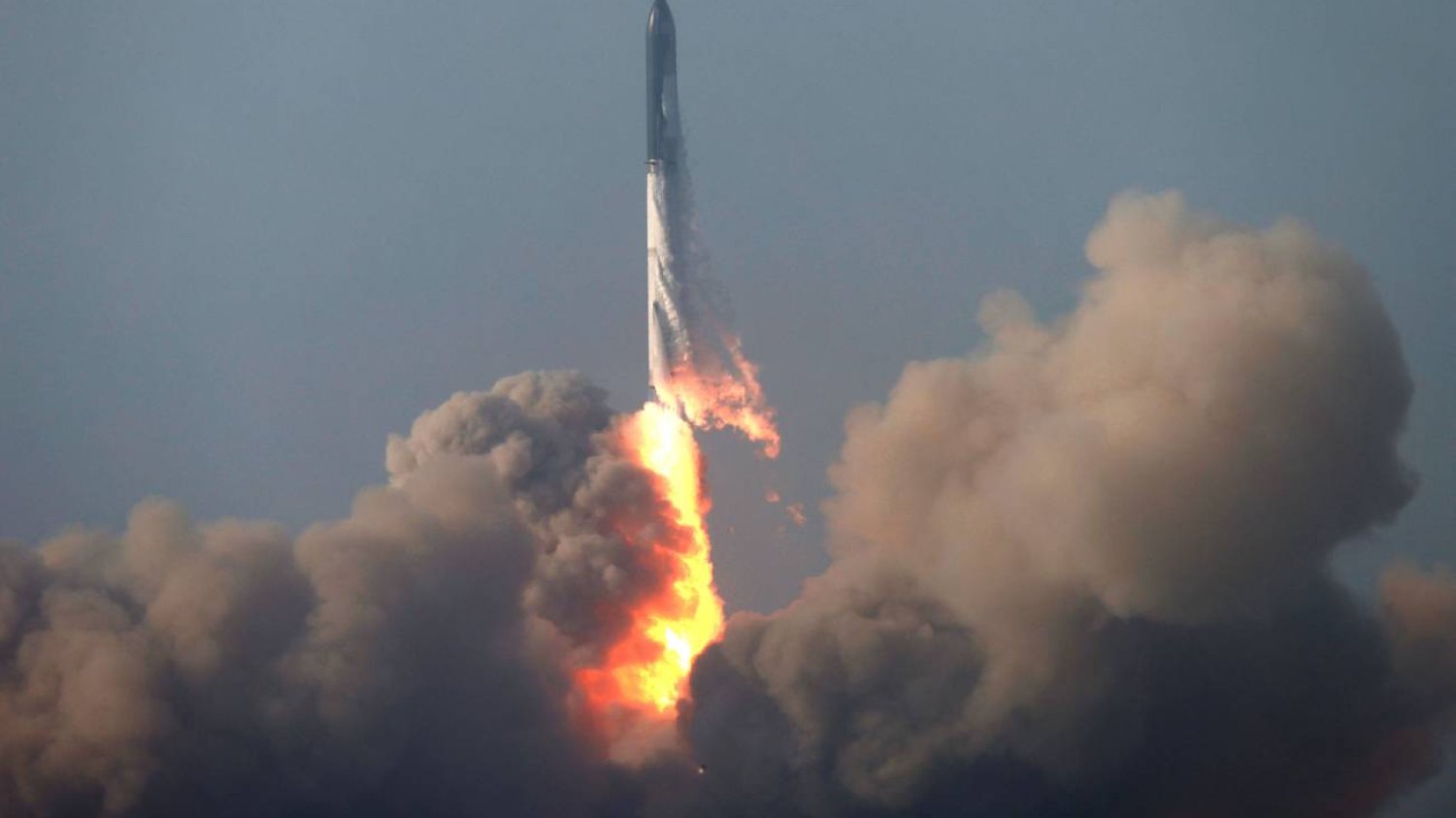 Rakieta Starship eksplodowała zaledwie cztery minuty po starcie.