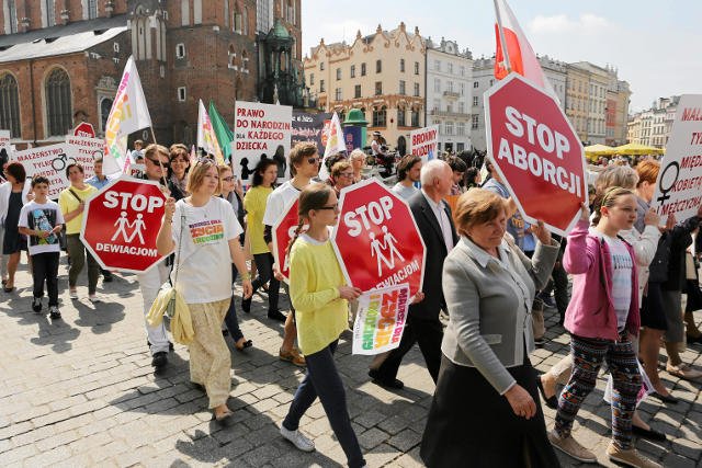 Ustawa o całkowitym zakazie aborcji będzie przedmiotem głosowania w Sejmie