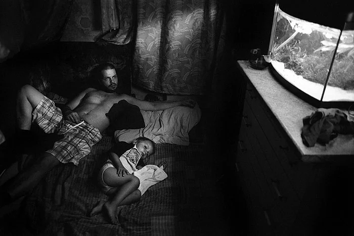 Maciej Pisuk z cyklu "Pod skórą. Fotografie z Brzeskiej"