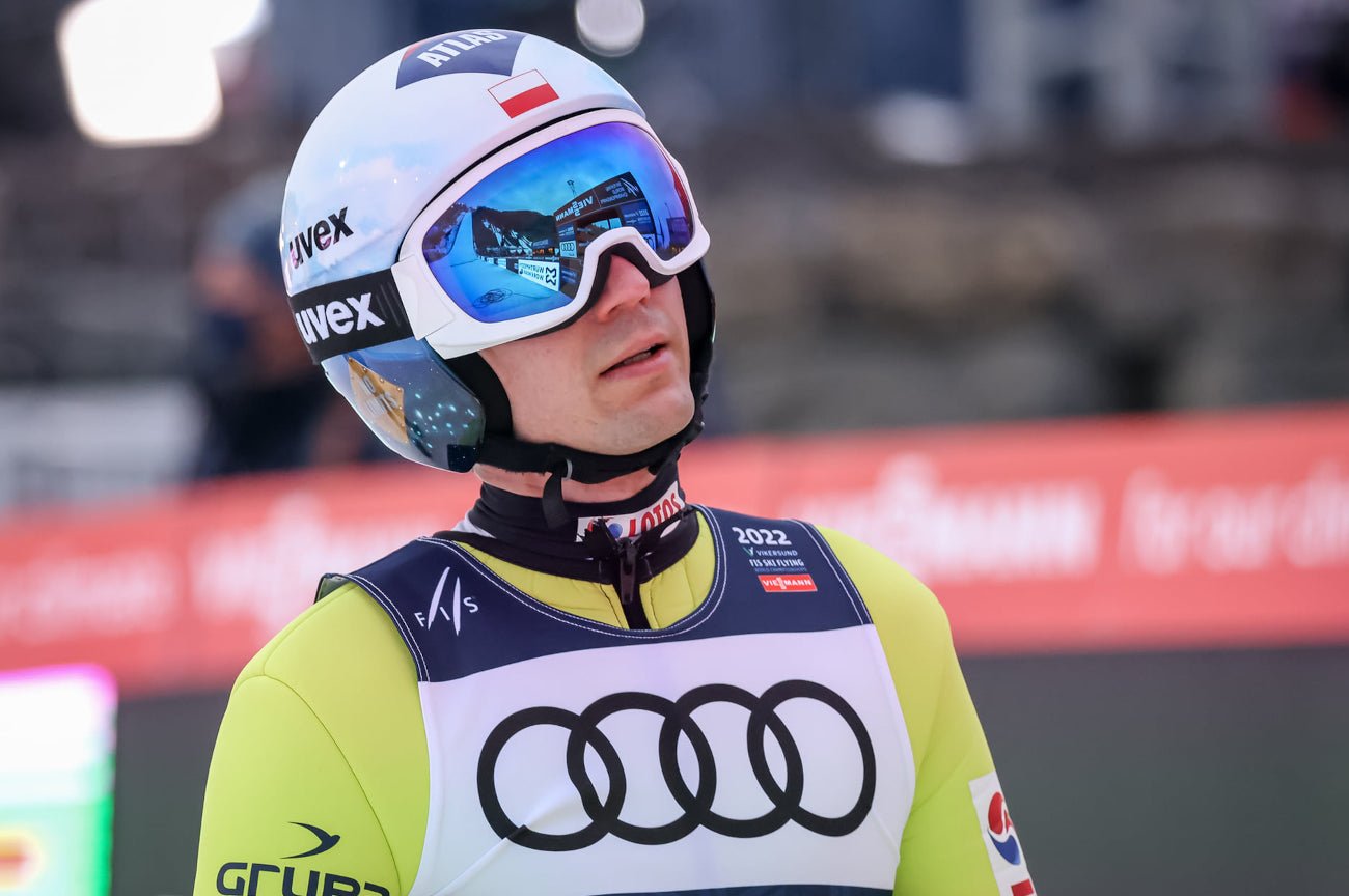 Kamil Stoch kiepsko rozpoczął MŚ w lotach narciarskich w norweskim Vikersund.