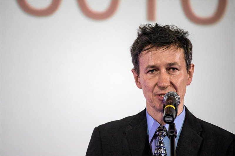 Stefan Laudyn podpadł kobietom swoimi dywagacjami na temat słowa "widzka".