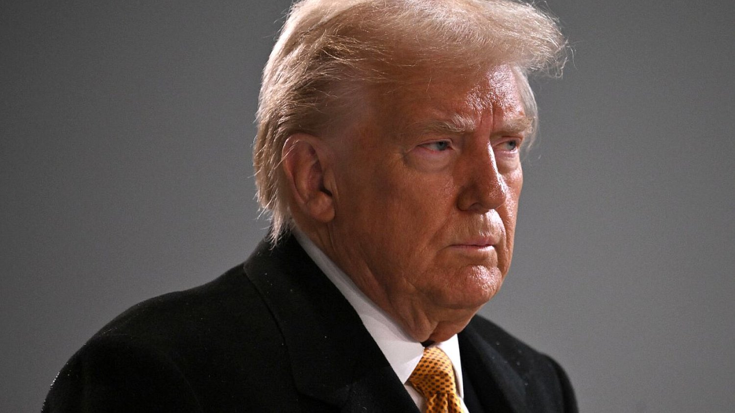 Trump grozi wyjściem z NATO Trump grozi wyjściem z NATO