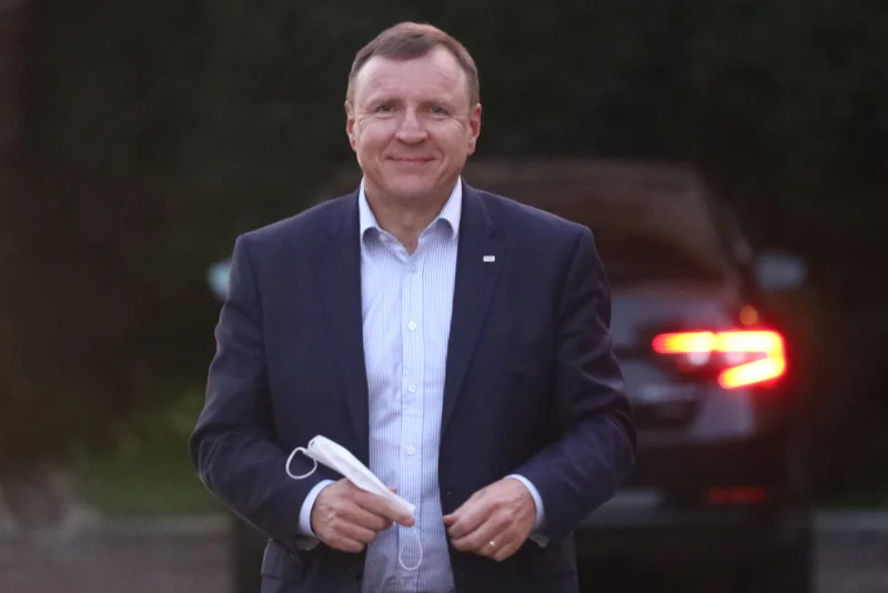 Jacek Kurski obejrzy poród żony dzięki transmisji online.