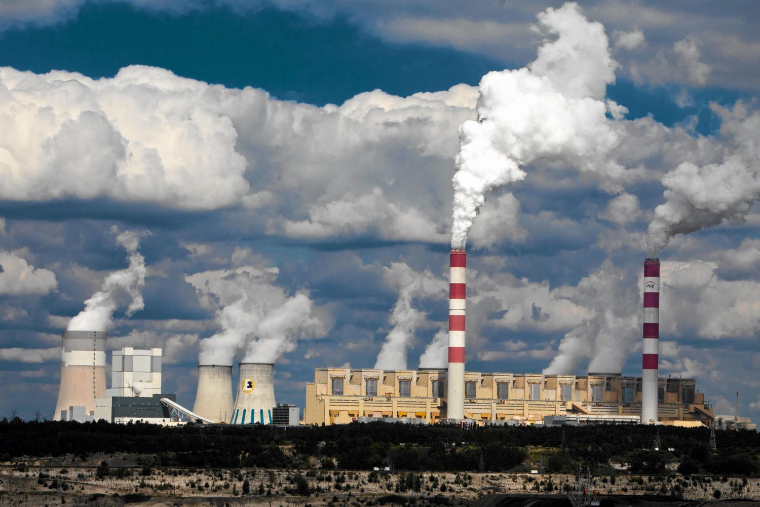Elektrownia i kopalnia odkrywkowa węgla w Kleszczowie