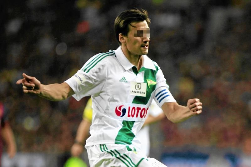 Jarosław B. wyszedł z aresztu po wpłaceniu kaucji. 28-letnia kobieta twierdzi, że została zgwałcona przez byłego piłkarza.