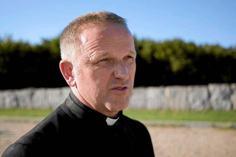 Pierwsza Polka urodzona dzięki in vitro odpowiada ks. Lemańskiemu, że dokona apostazji.