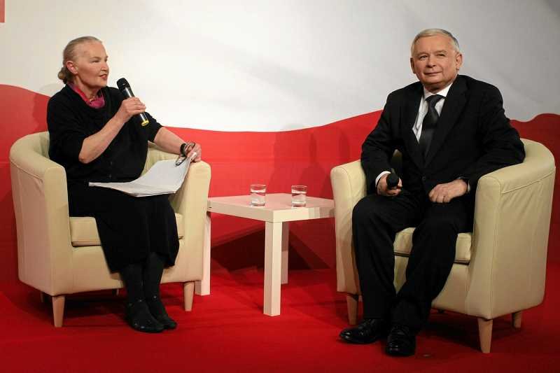 Prof. Jadwiga Staniszkis i Jarosław Kaczyński podczas kampanii prezydenckiej w 2010 roku