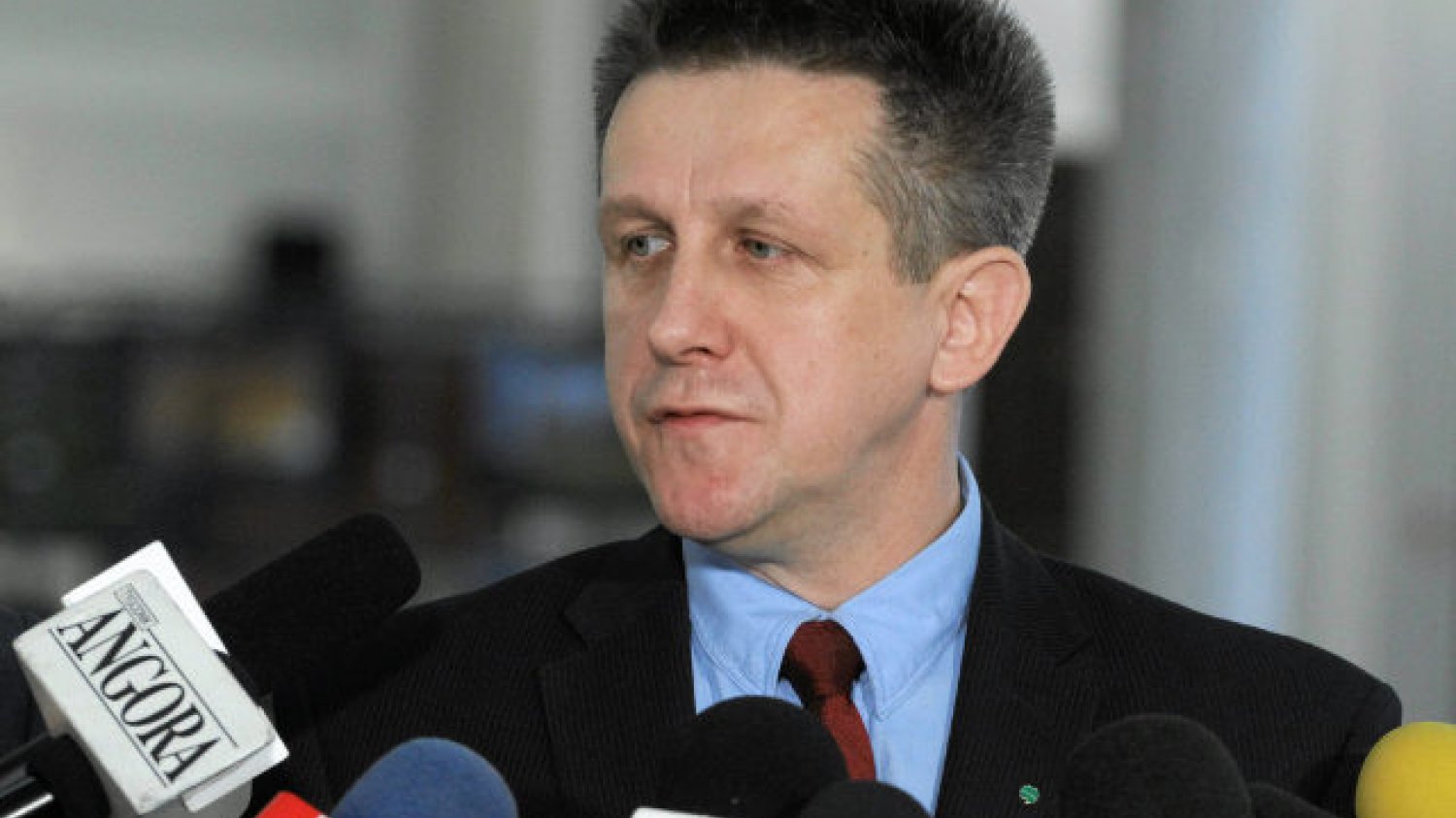 Funkcjonariusze CBA przeszukują biuro poselskie Jana Burego