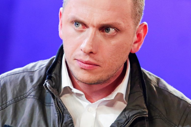 Wojciech Bojanowski ma dopiero 34 lata, a już pozostali dziennikarze przyznali mu tytuł "Dziennikarza Roku 2017". Docenili go szczególnie za głośny materiał o Igorze Stachowiaku.