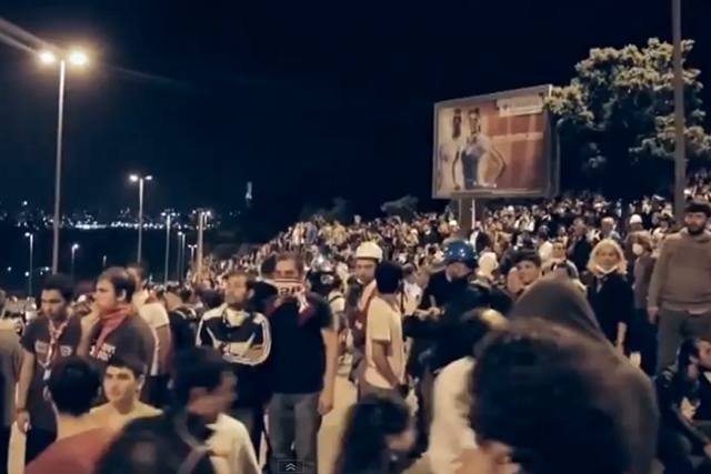 Uczestnicy jednego z antyrządowych protestów w Turcji