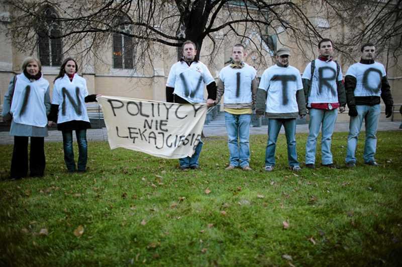 Więzienie za in vitro? Tak zakłada projekt ustawy zgłoszony przez PiS