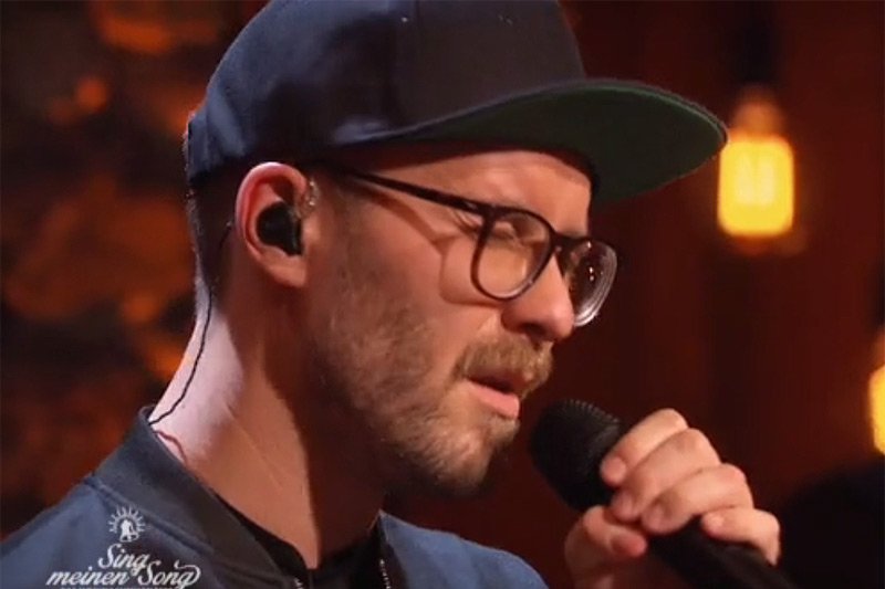 Niemiecki piosenkarz Mark Forster zaśpiewał polską kolędę podczas bożonarodeniowego show.
