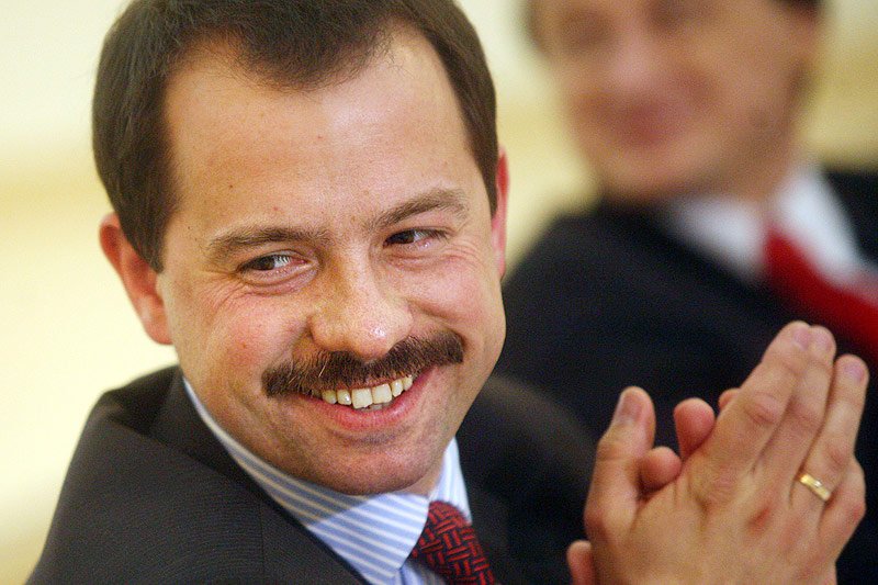 - Rafalala to nie człowiek - przekonuje Artur Zawisza z Ruchu Narodowego.