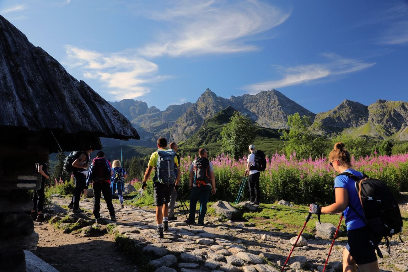 Zaczęło się już o 5:30. Tak wygląda długi weekend w Tatrach