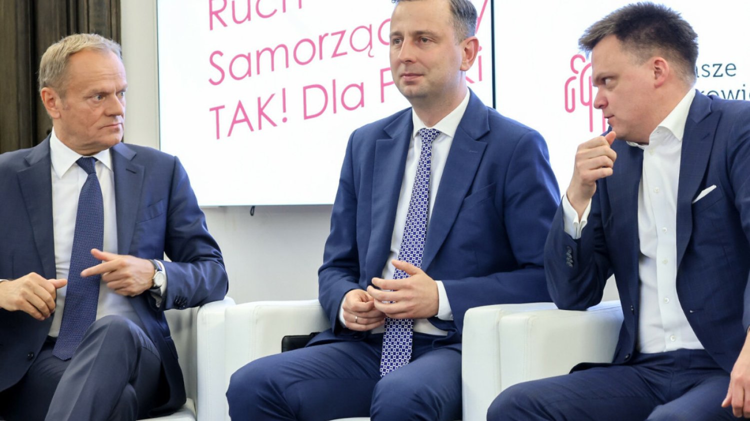 Liderzy PO, PSL i PL 2050: Donald Tusk, Władysław Kosiniak-Kamysz i Szymon Hołownia