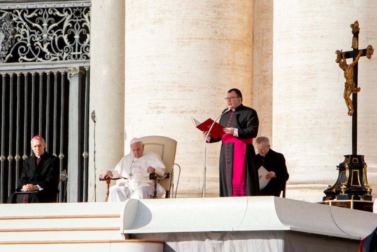 List do Watykanu ofiary księdza pedofilia. "Moje ciało pamięta każdy dotyk".