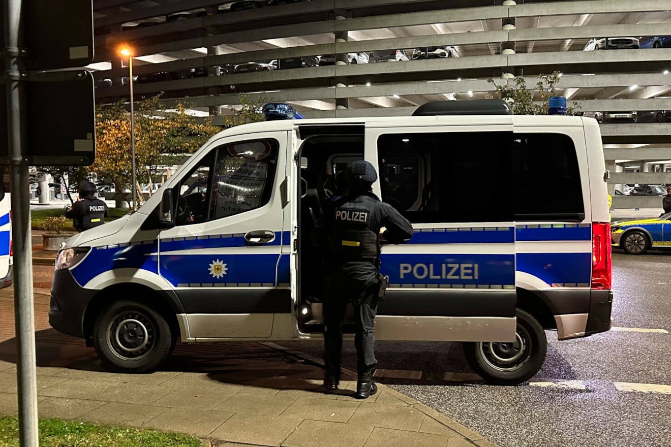 Napastnik wziął zakładników w Niemczech. Policjanci musieli strzelać. (Zdjęcie ilustracyjne)