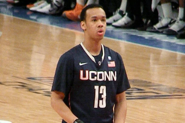 Shabazz Napier twierdzi, że młodym koszykarzom zdarzają się "głodne noce"