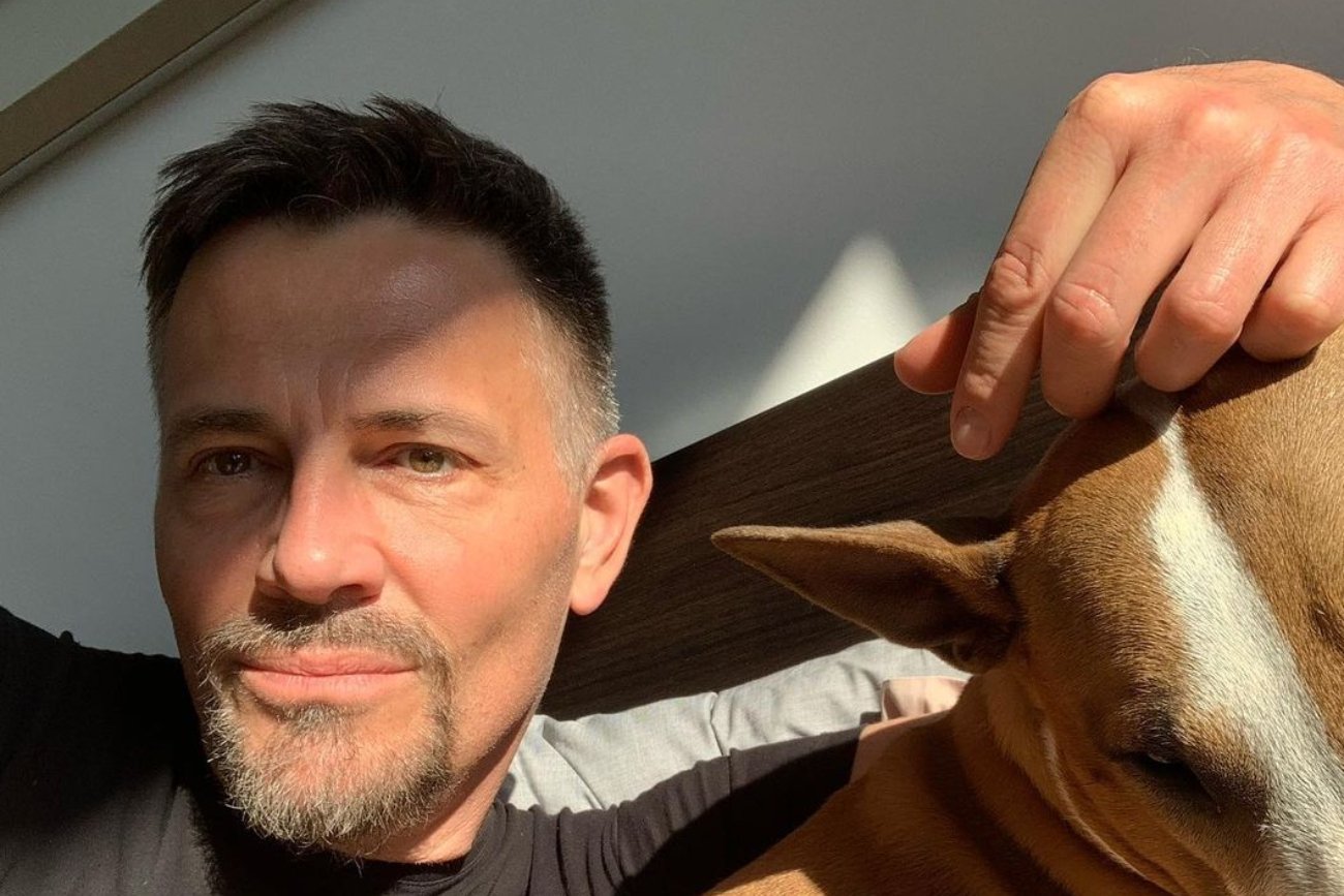 Krzysztof Ibisz napisał żart o kobiecym PMS. Szybko zamienił go na inny