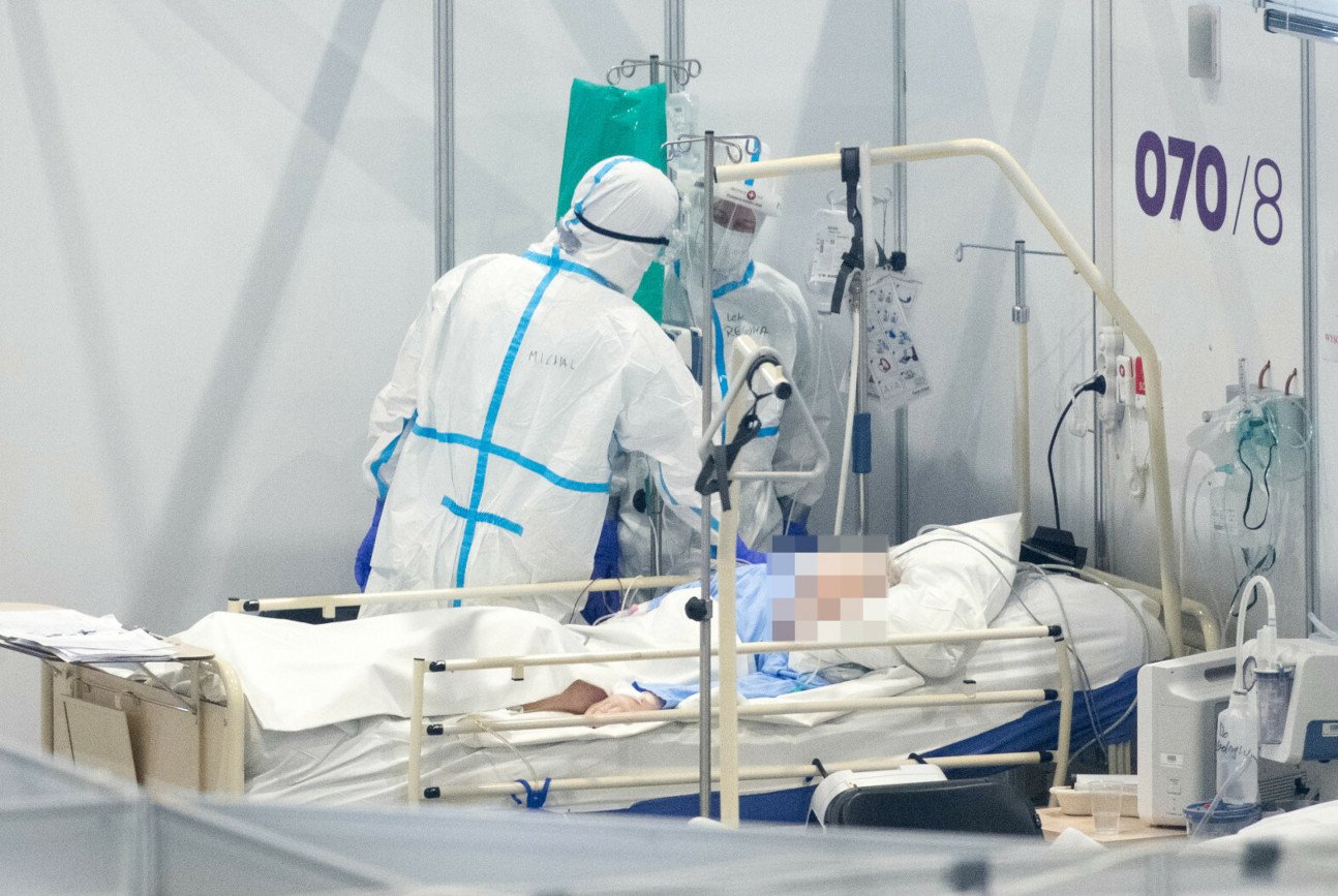 Ile zakażeń koronawirusem w Polsce 16 stycznia? Jest nowy raport MZ.