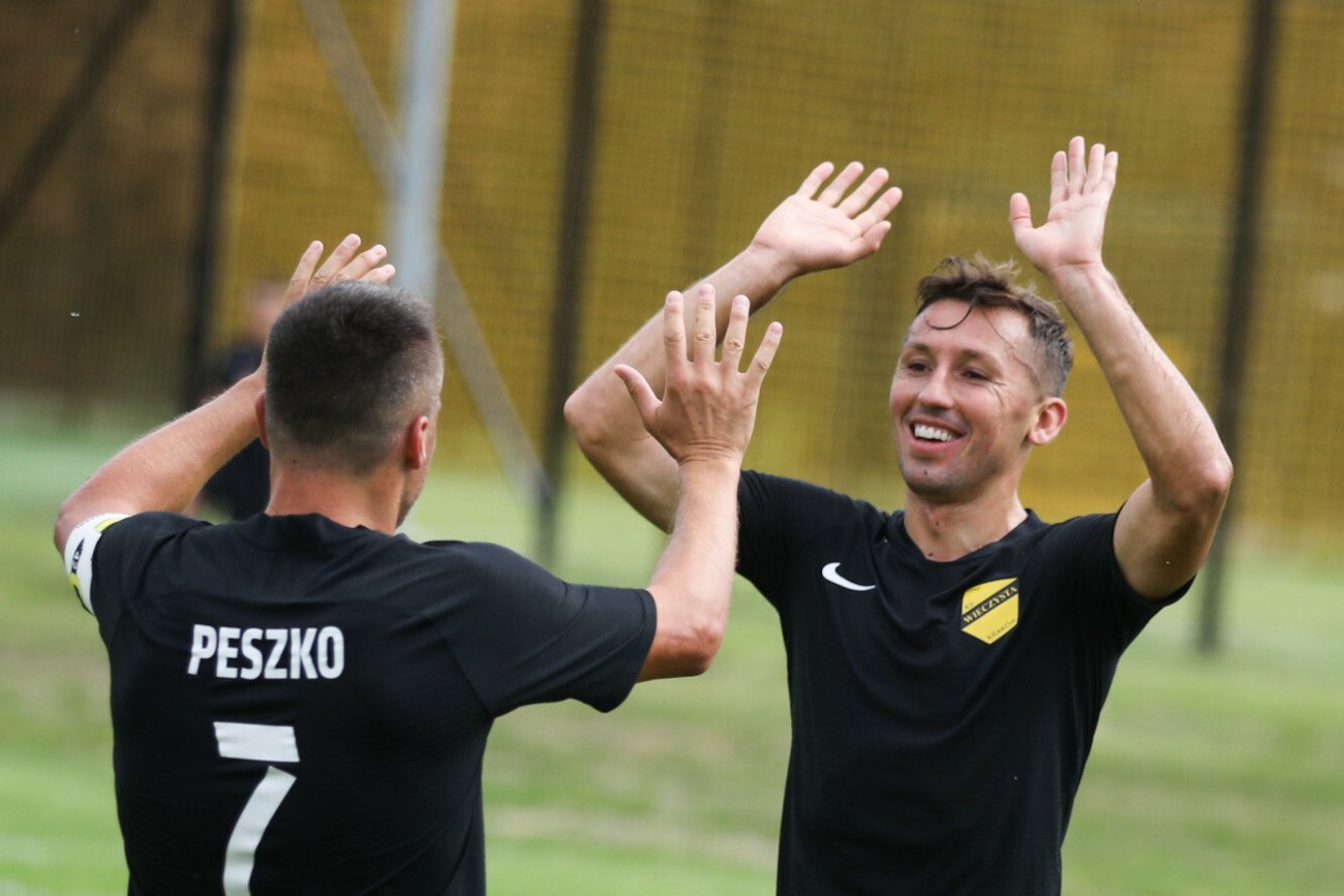 Radosław Majewski i Sławomir Peszko rozprawili się z pierwszoligowym Chrobrym Głogów.